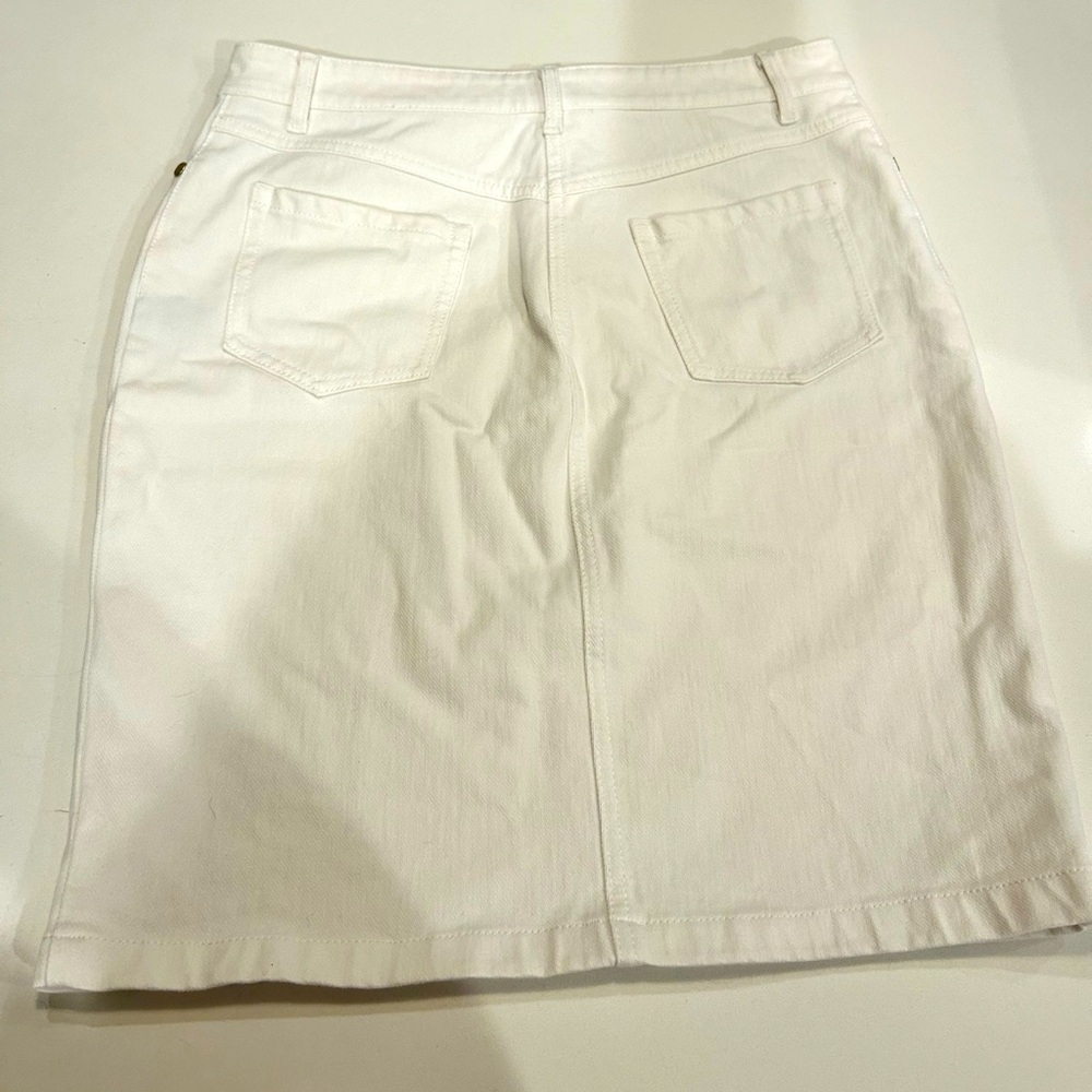 J. McLaughlin preppy classic summer white denim mini knee length skirt size 4 - Picture 2 of 9